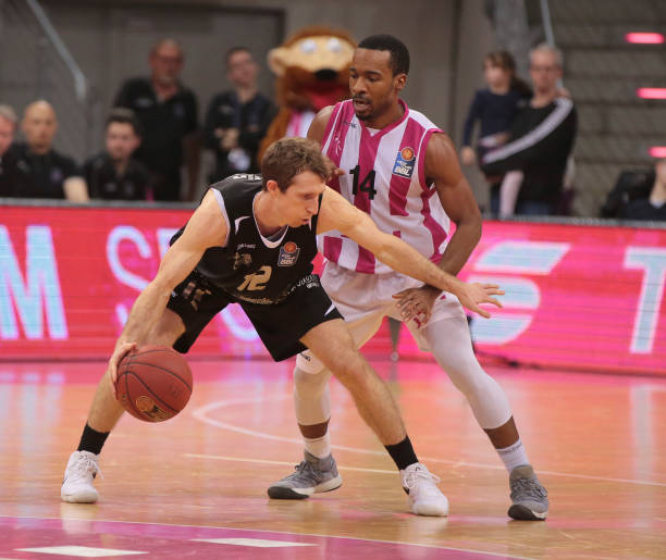 冠与欧战资 冠与欧战资