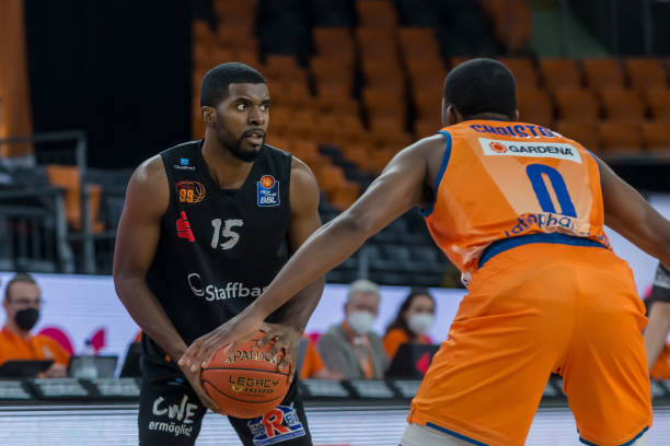 的引援思路 的引援思路